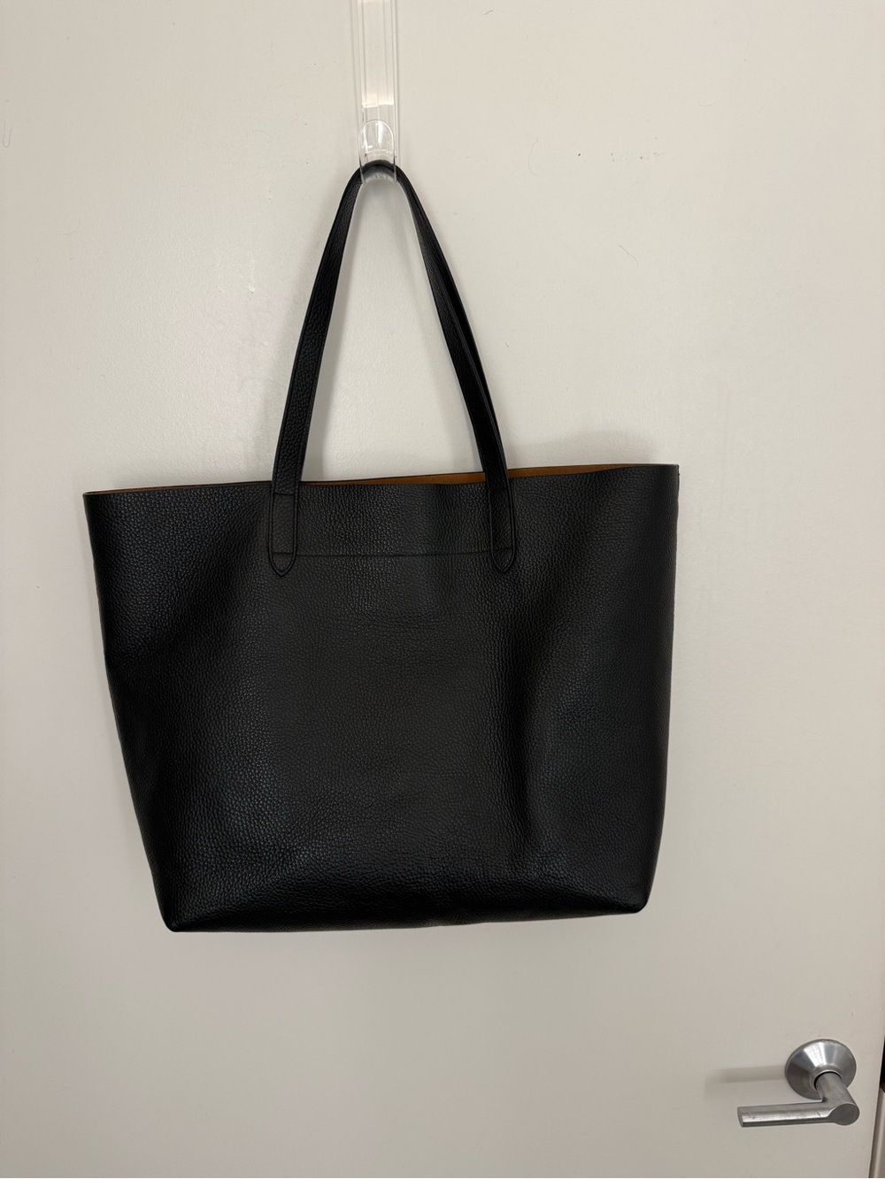 Cuyana pebbled leather tote - Picture 7 of 15
